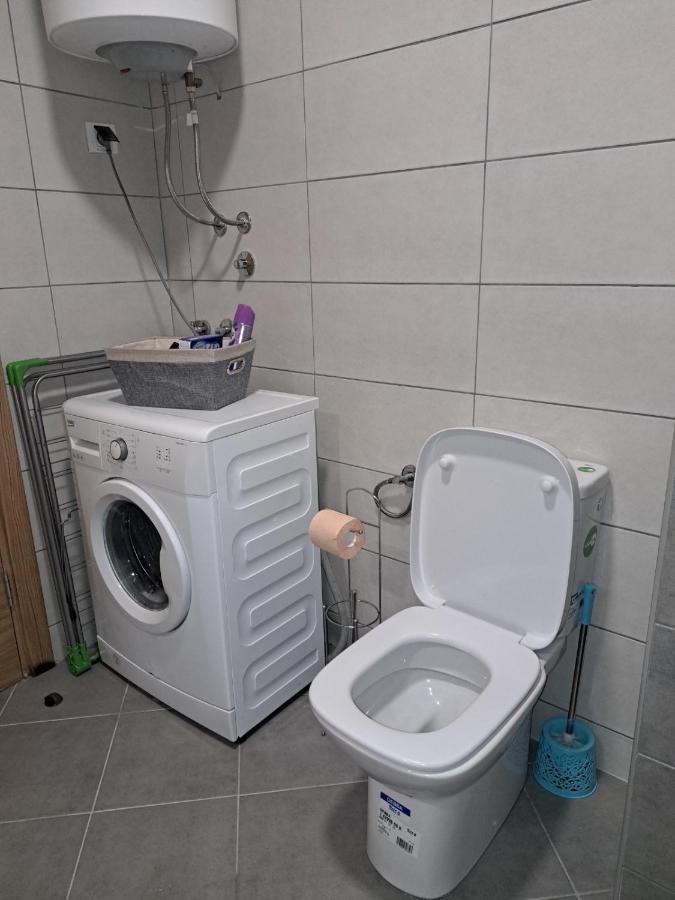 Apartman A&M Tivat Buitenkant foto
